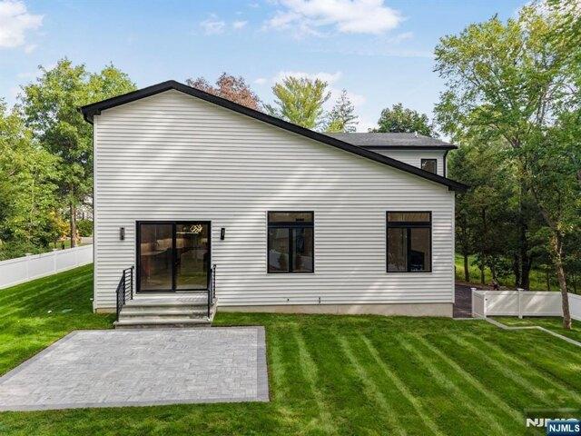 house with 6 bedroom, Ridgewood NJ ES105648130