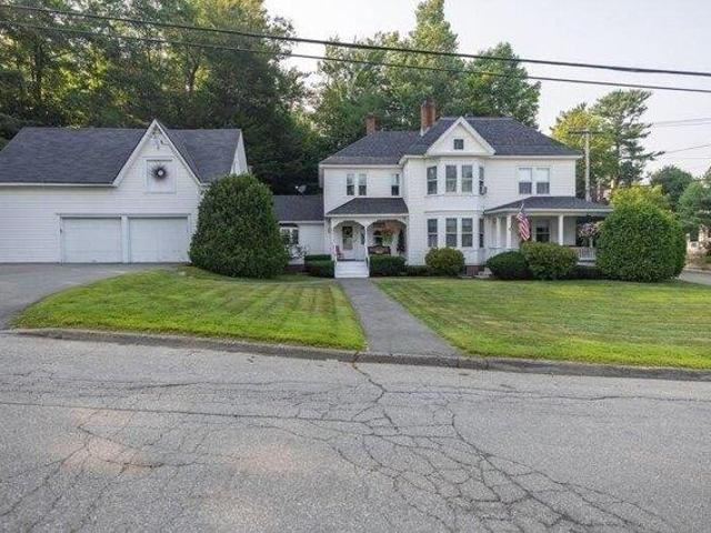 house with 6 bedroom, Rumford ME ES104833414
