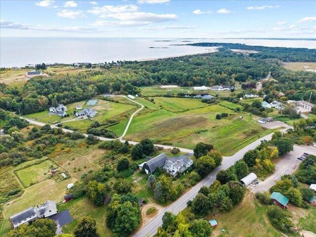 house with 6 bedroom, Scarborough ME ES105828469