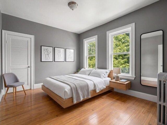 house with 6 bedroom, Somerville MA ES105417326