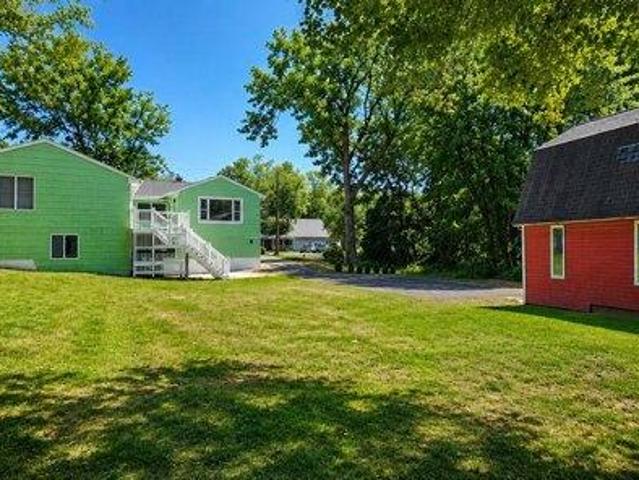 house with 6 bedroom, Southington CT ES104567239