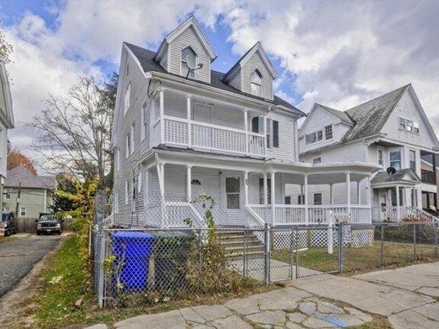 house with 6 bedroom, Springfield MA ES105350193