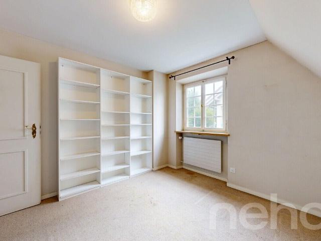 House with 7.5 rooms on sale in Reinach BL 300 m² | dreamo. Ch