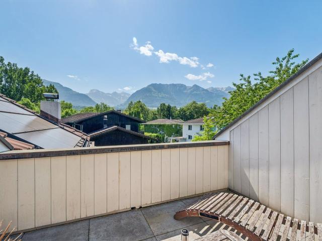 House with 7.5 rooms on sale in Sarnen 274 m² | dreamo. Ch