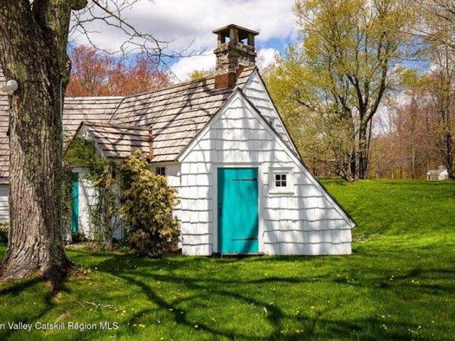 house with 7 bedroom, Warren CT ES104947116