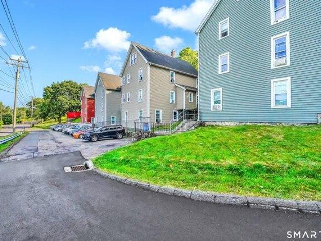house with 7 bedroom, Watertown CT ES105438945