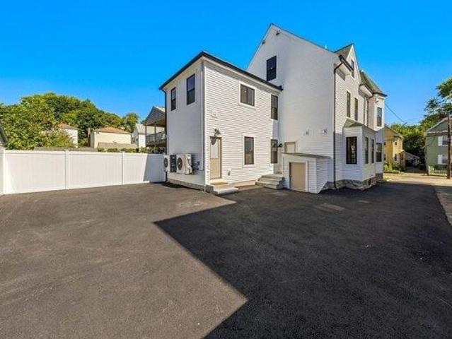 house with 7 bedroom, Watertown MA ES105631548