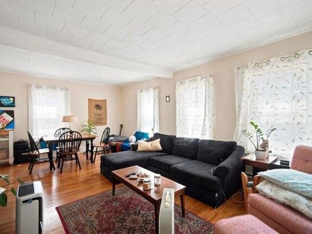house with 7 bedroom, Amherst MA ES104405937