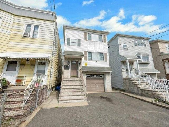 house with 7 bedroom, Bayonne NJ ES105276884