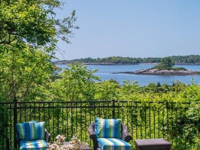 house with 7 bedroom, Beverly MA ES105478843