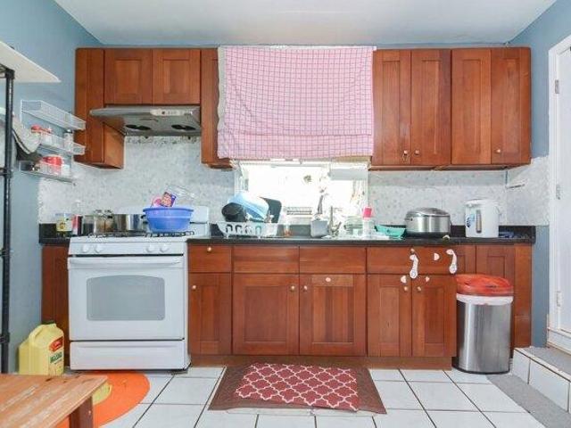 house with 7 bedroom, Boston MA ES105515243