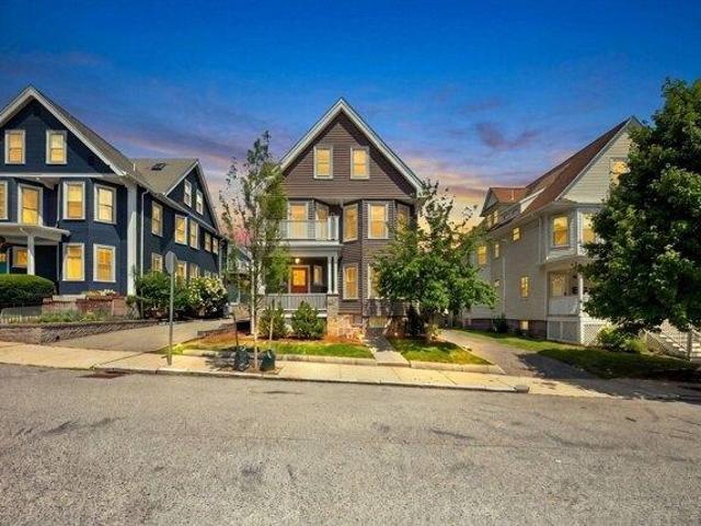 house with 7 bedroom, Boston MA ES105368594