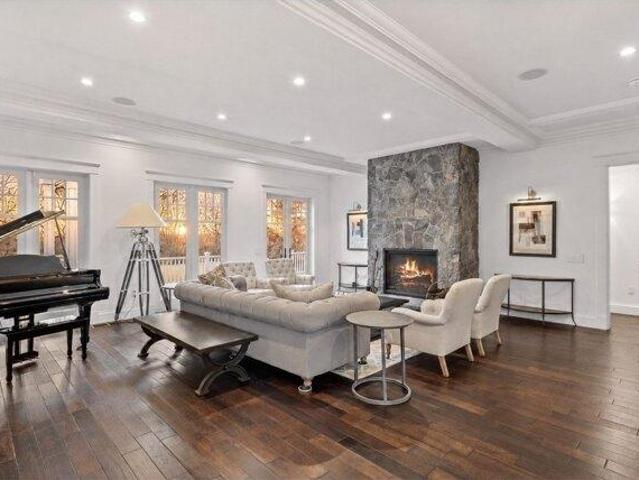 house with 7 bedroom, Brookline MA ES105440881
