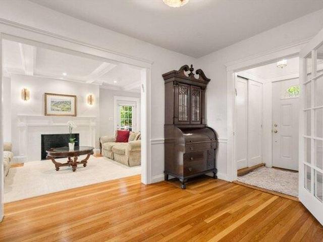 house with 7 bedroom, Brookline MA ES105628716