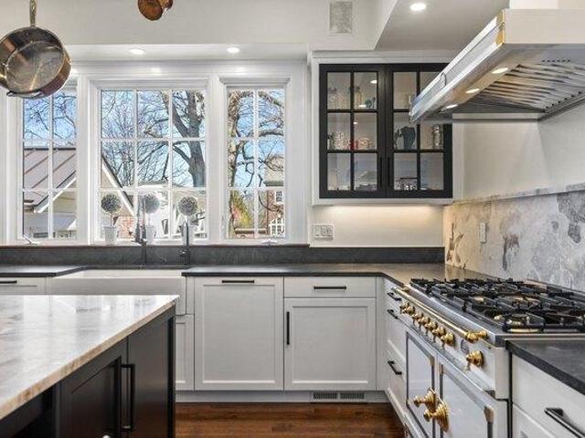 house with 7 bedroom, Brookline MA ES105633758