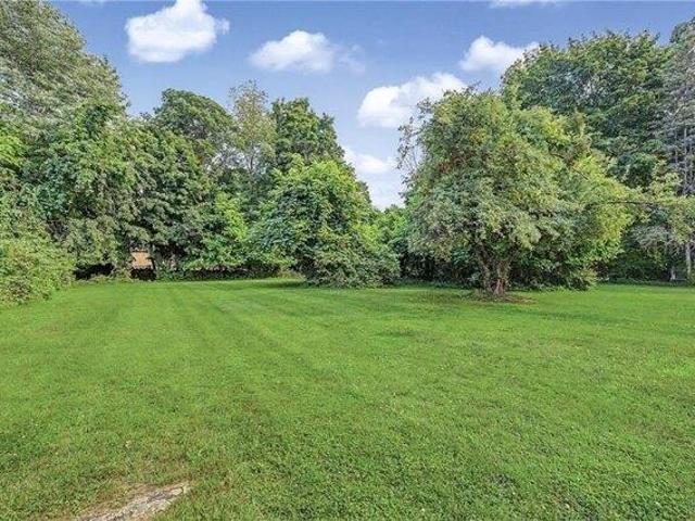 house with 7 bedroom, Cumberland RI ES105477203