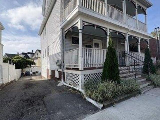 house with 7 bedroom, Everett MA ES103494795