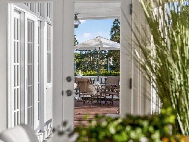 house with 7 bedroom, Falmouth MA ES105367572