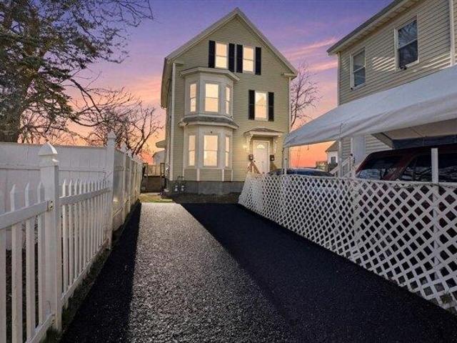 house with 7 bedroom, Haverhill MA ES104570198
