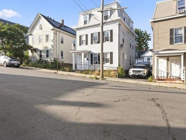 house with 7 bedroom, Haverhill MA ES105494427