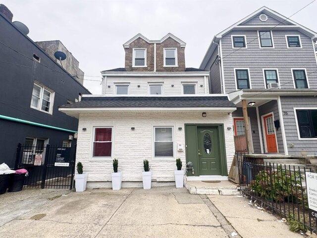 house with 7 bedroom, Jersey City NJ ES104852795