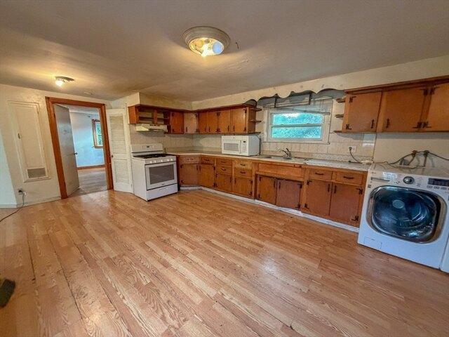 house with 7 bedroom, Lowell MA ES105591212