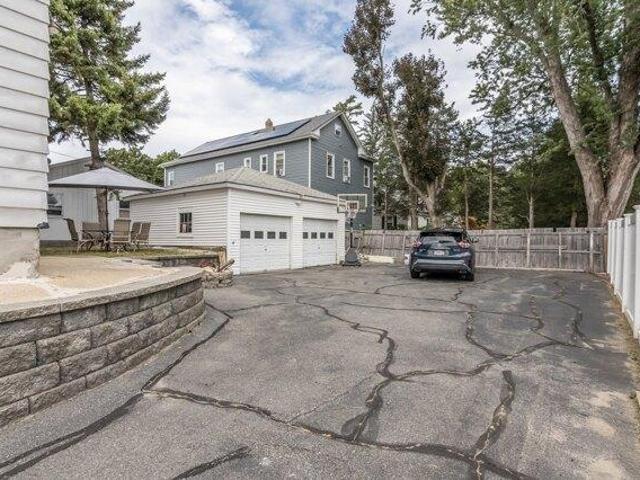 house with 7 bedroom, Lowell MA ES105610367