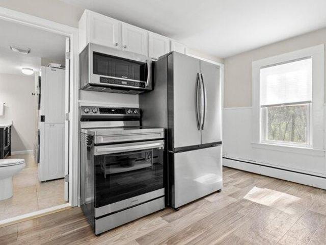 house with 7 bedroom, m NH ES104543659