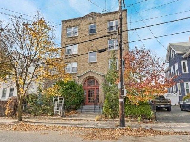 house with 7 bedroom, Malden MA DS103548569
