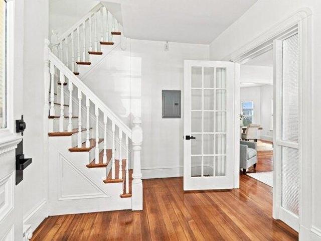 house with 7 bedroom, Malden MA ES105629913