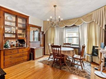 house with 7 bedroom, Medford MA ES103548524