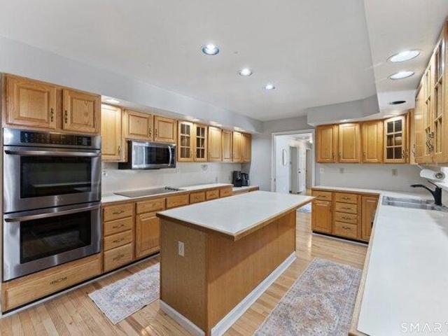 house with 7 bedroom, Montville CT ES105533323