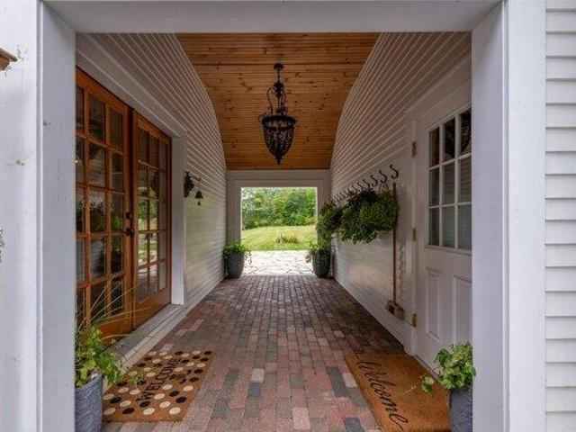house with 7 bedroom, Newport NH ES104332590