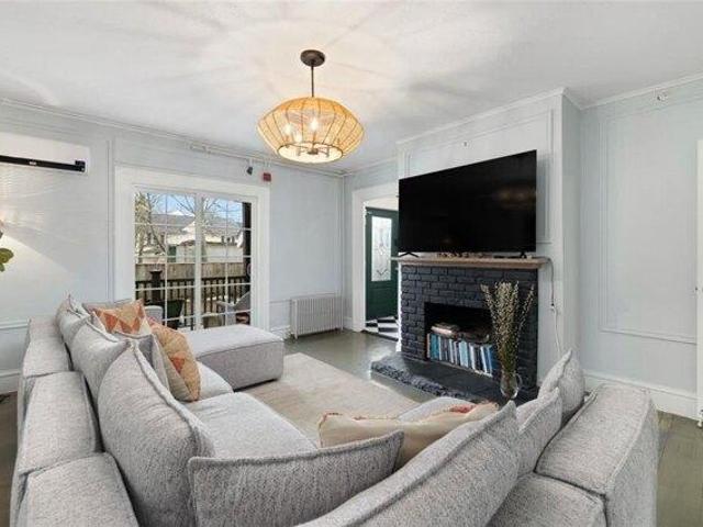 house with 7 bedroom, Newport RI ES105611284