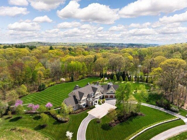 house with 7 bedroom, Southborough MA ES104477968