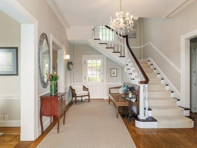 house with 7 bedroom, Swampscott MA ES104266410