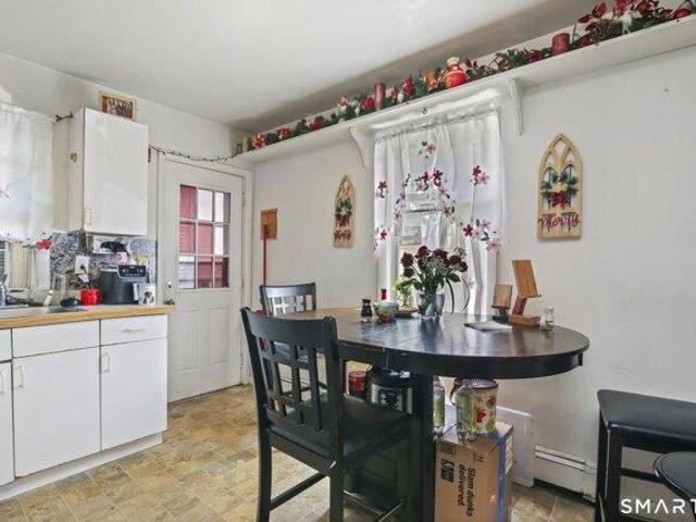 house with 7 bedroom, Stamford CT ES105428432