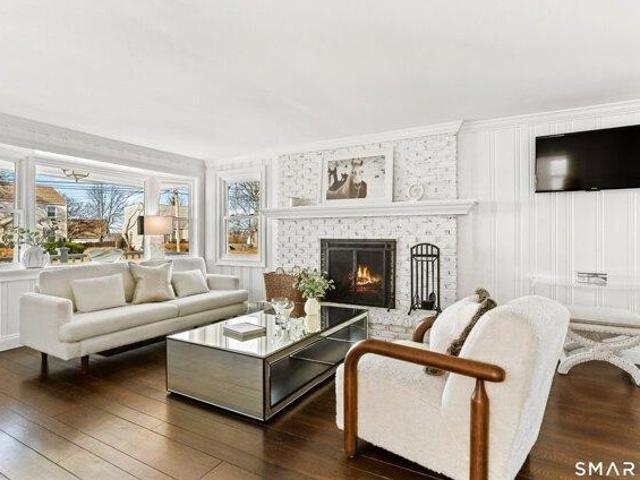 house with 7 bedroom, Stratford CT ES105552852