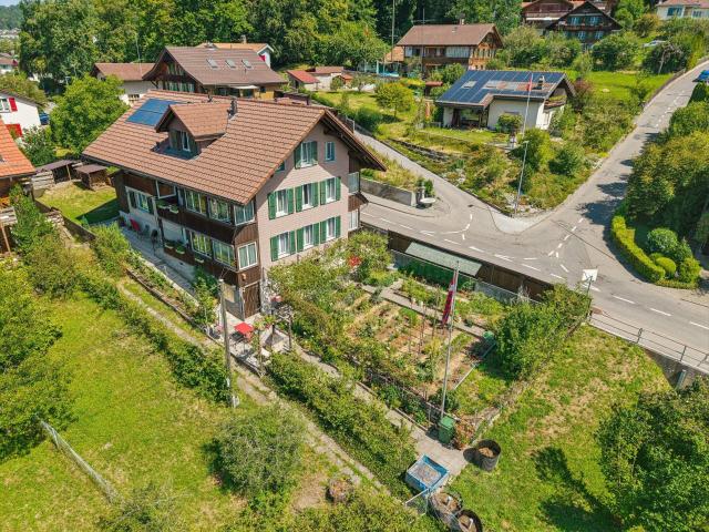 House with 8.5 rooms on sale in Hilterfingen 202 m² | dreamo. Ch