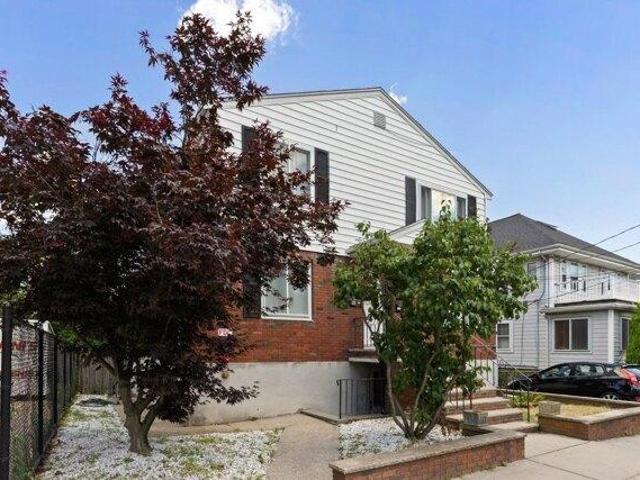 house with 8 bedroom, Boston MA ES105610571