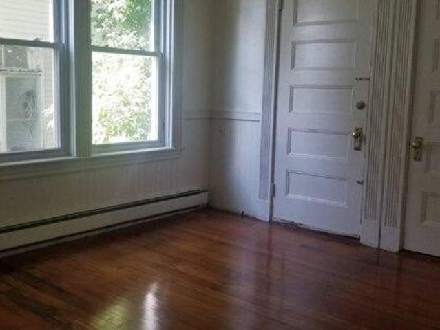 house with 8 bedroom, Boston MA ES105632799