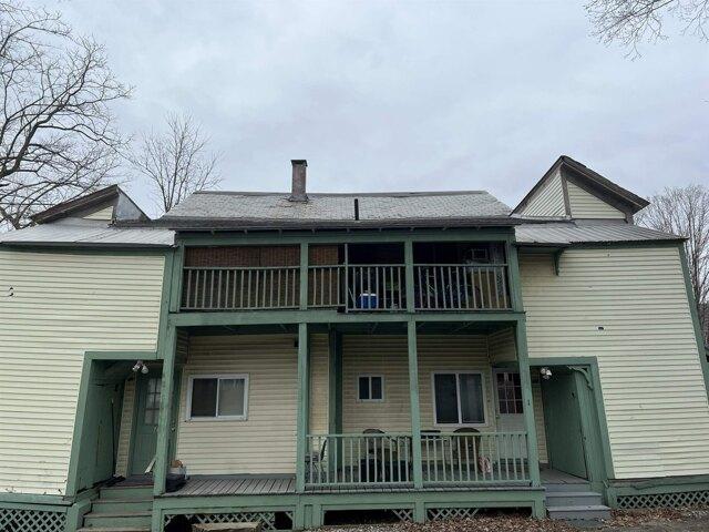 house with 8 bedroom, Brattleboro VT ES105492758
