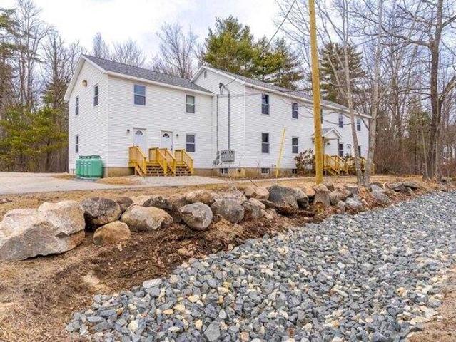 house with 8 bedroom, Farmington NH ES105579042