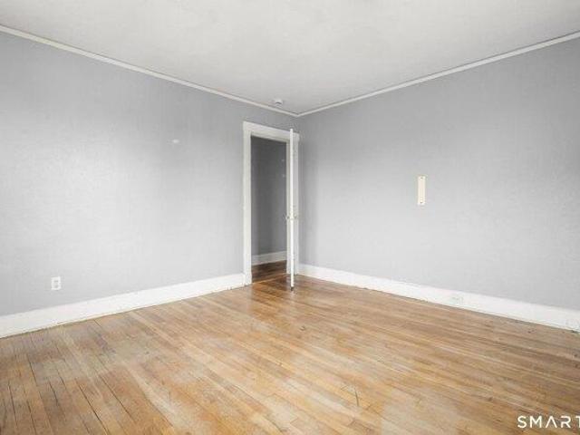 house with 8 bedroom, Greenwich CT ES104833220