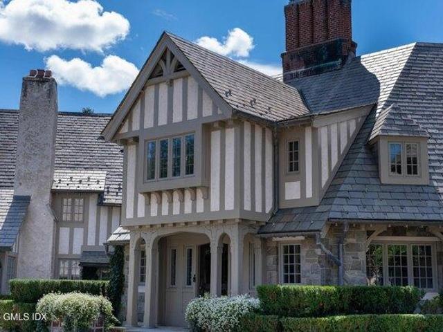 house with 8 bedroom, Greenwich CT ES105441952