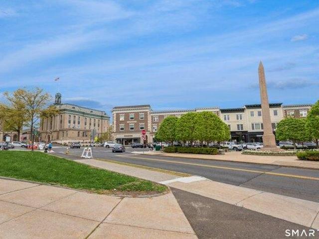 house with 8 bedroom, Greenwich CT ES105577777