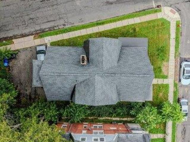 house with 8 bedroom, Hartford CT ES105426440