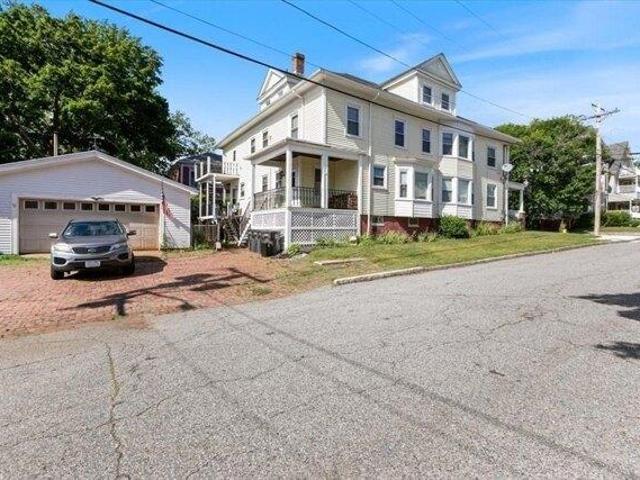 house with 8 bedroom, Haverhill MA ES104570057