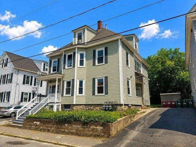 house with 8 bedroom, Lowell MA ES105351833