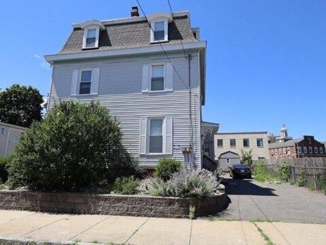 house with 8 bedroom, Malden MA ES104477054